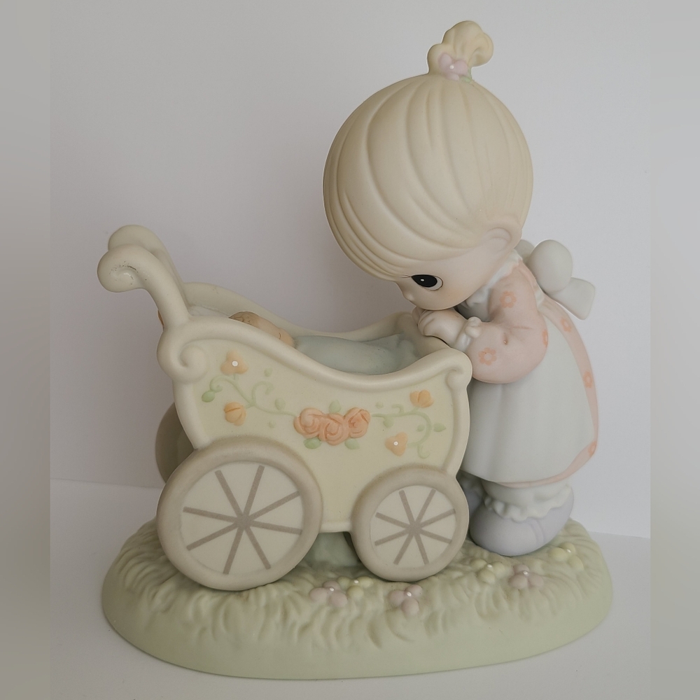 Vintage Precious Moments New Mother Baby Collectible Porcelain Figurine